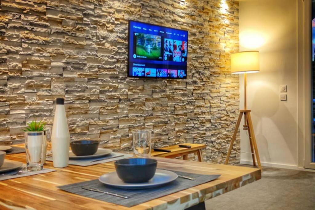 Cannes Holiday Suite A 2 Pas Du Festival Et Plages Luaran gambar