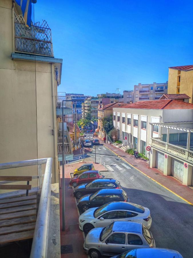 Cannes Holiday Suite A 2 Pas Du Festival Et Plages Luaran gambar